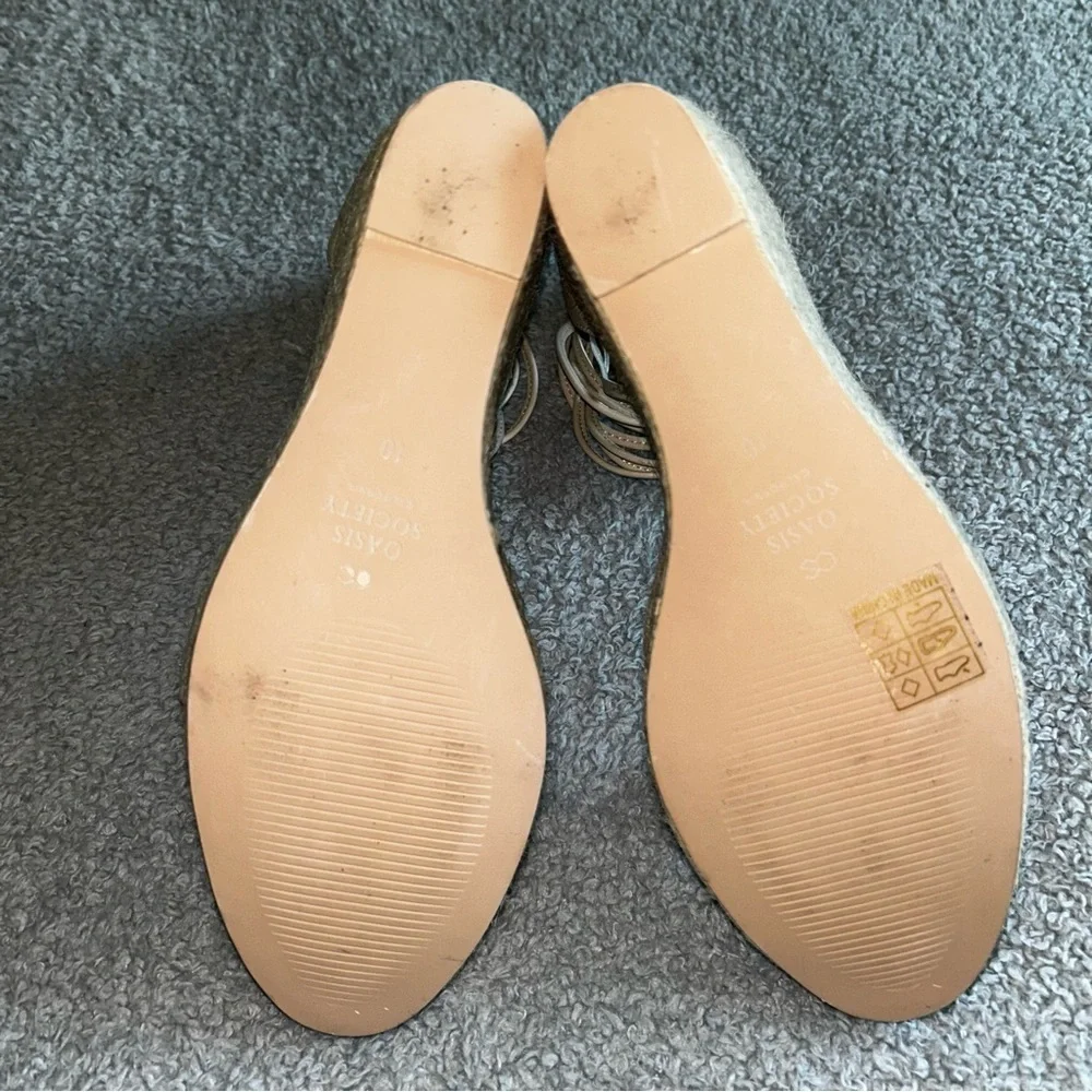Society Women's Cream Wedge Sandals